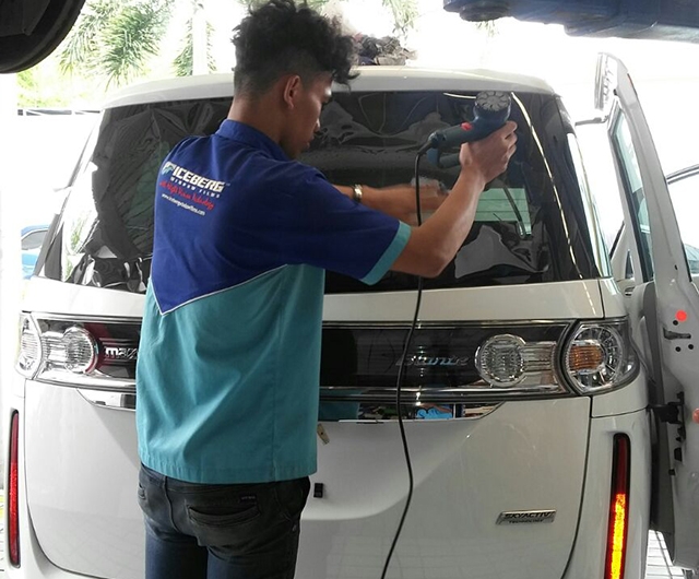 Proses Mal Kaca Film Renzu Mint 15 70% Mobil Mazda Biante