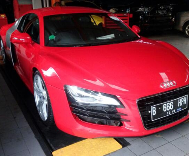 Hasil Poles Meguiars Mobil Audy R8