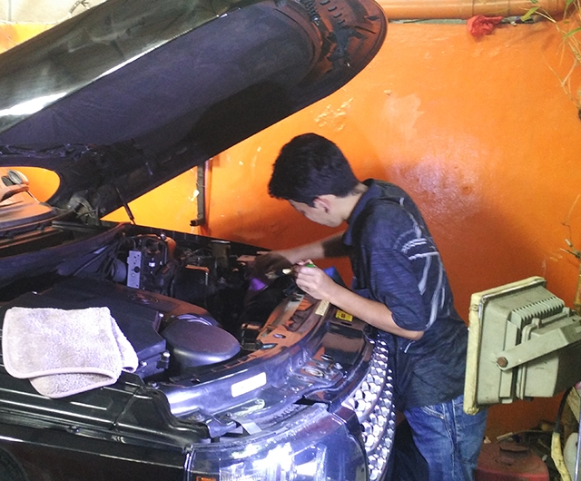 PROSES ENGINE DETAILING <b>RANGE ROVER</b>