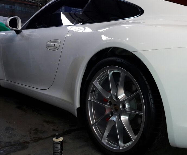 PROSES FINISHING <b>PORCHE CARRERA</b>