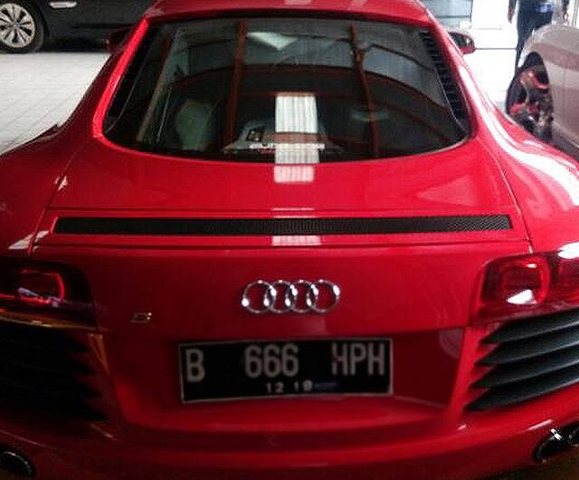 Hasil Poles Meguiars Mobil Audy R8